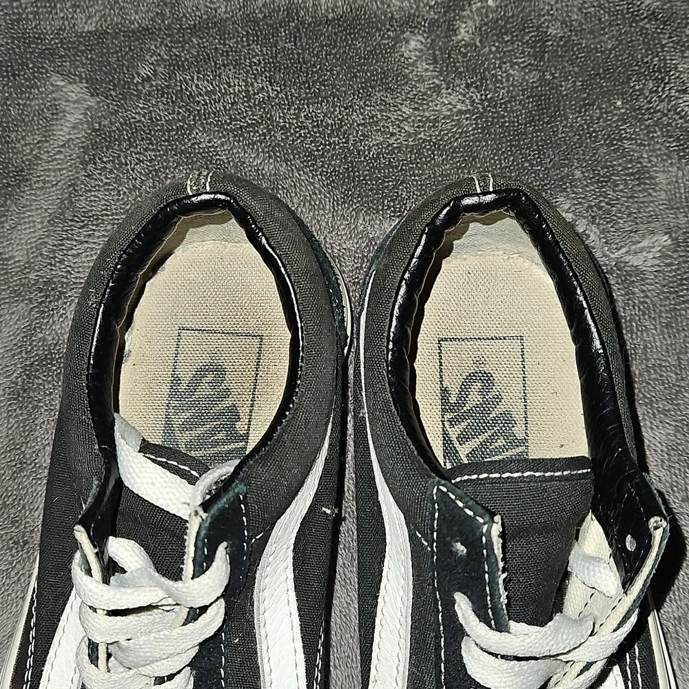 Vans Classic Black and White Low-Tops Womens Sz 6 - Picture 3 of 6